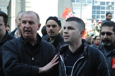 Fabien Engelmann, délégué CGT candidat du FN arrive à la Confédération générale des travailleurs