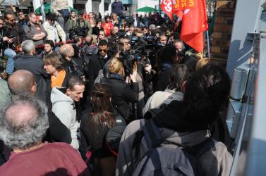 Fabien Engelmann, délégué CGT candidat du FN arrive à la Confédération générale des travailleurs
