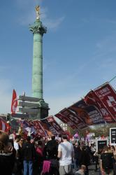 Point fixe du Npa place de la Bastille