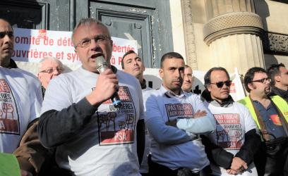 Jean-Pierre Mercier en soutien des 9 syndicalistes Cgt de PSA devant le tribunal correctionnel de Versailles