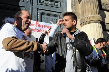 Farid Borsali et Soutien des Cheminots de Versailles aux 9 militants Cgt de PSA Poissy