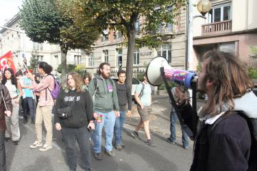 Manifestation pour les salaires à l'appel de l'intersyndicale du 13 octobre