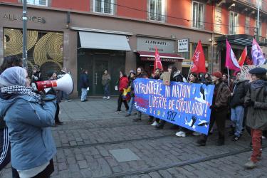 Manifestation contre la loi Darmanin à l'appel des syndicats et des partis du 21 janvier