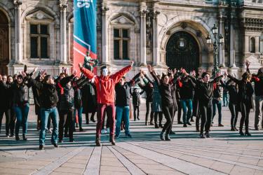 Flash mob des personnels de l’enseignement supérieur et de la recherche le 22 janvier 2020 place de Grève à Paris.