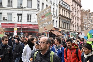 Marche climat 8 décembre 2018 Lyon