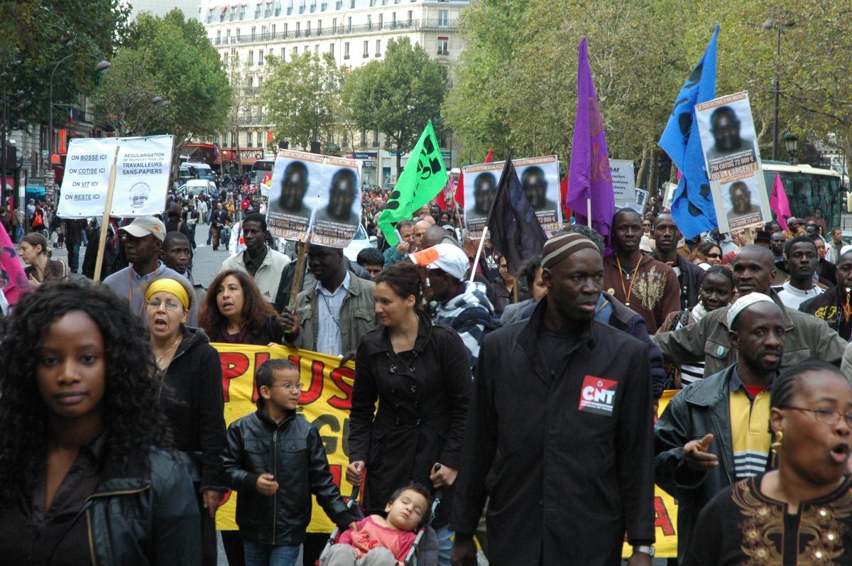sans papiers place de la République Paris