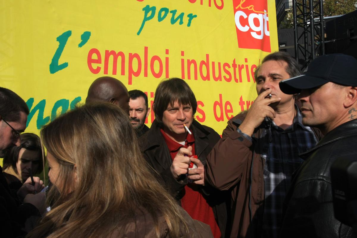 Bernard Thibault avant le meeting place Denfert Rochereau
