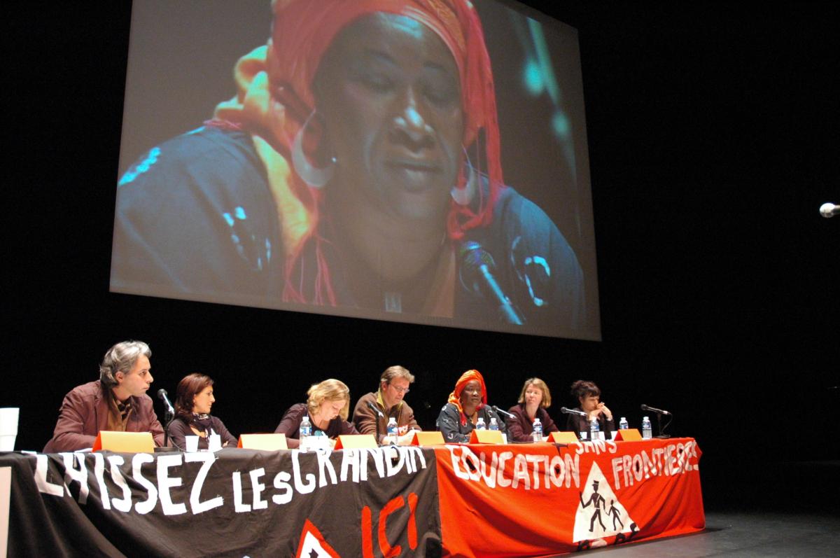 Aminata Traoré à la tribune