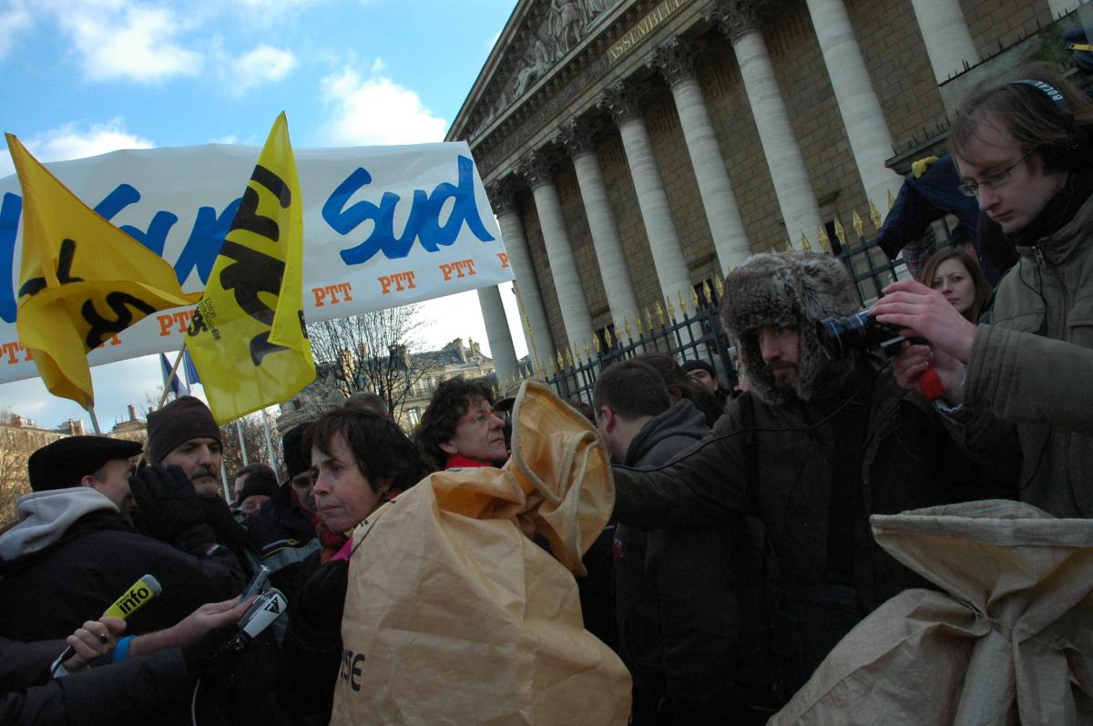 sacs postaux et Annick Coupé
