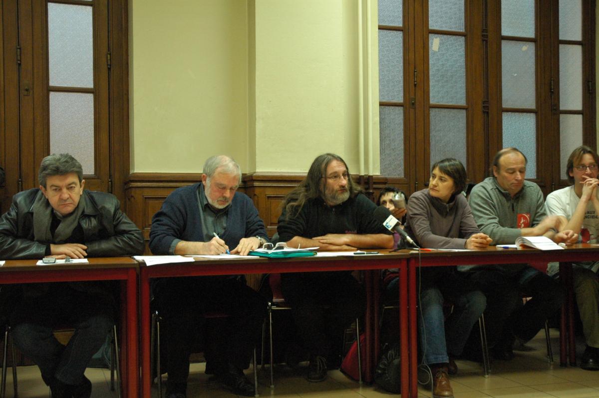 Christian MAHIEUX de Solidaires au micro.