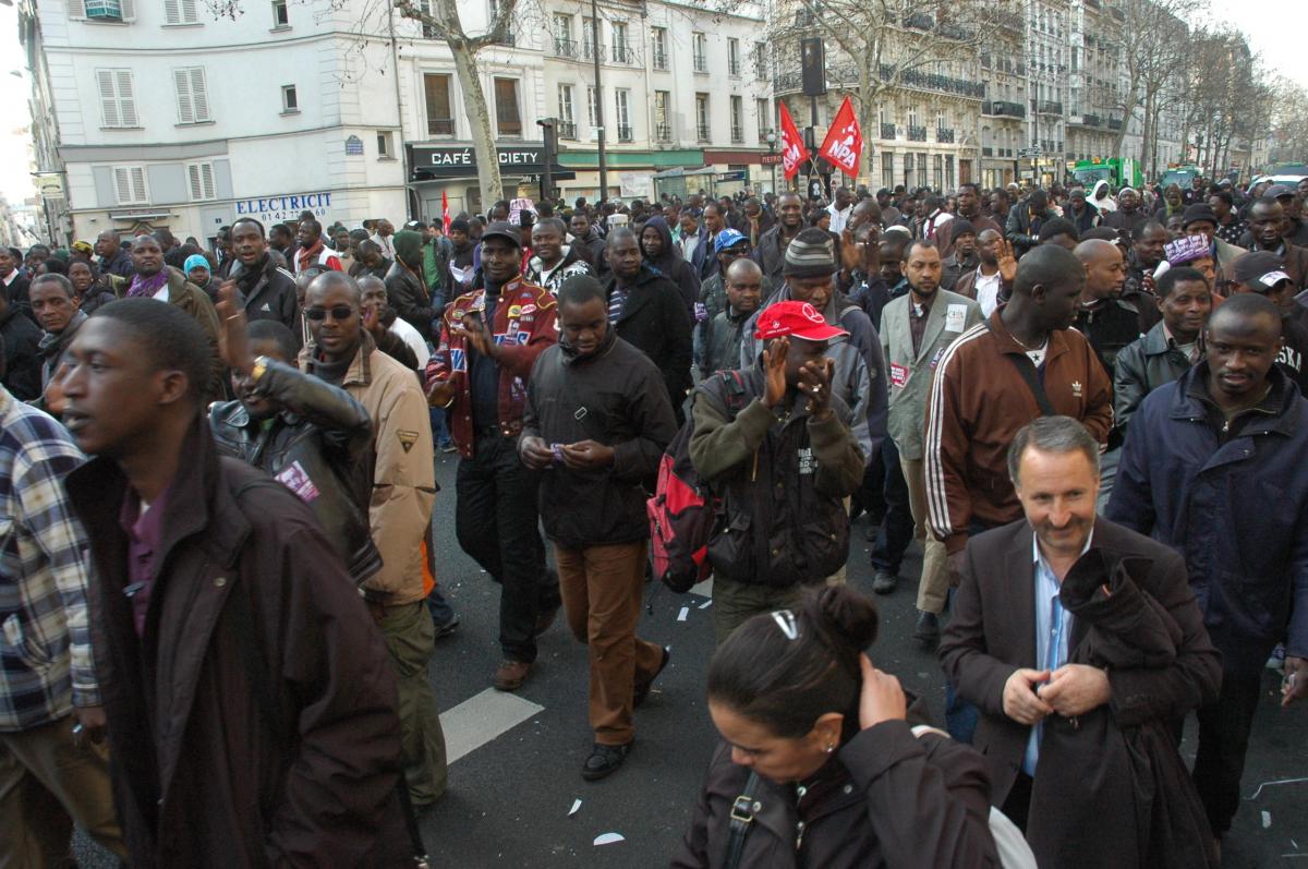 Sans-papiers à la manifestation des Retraites Paris.