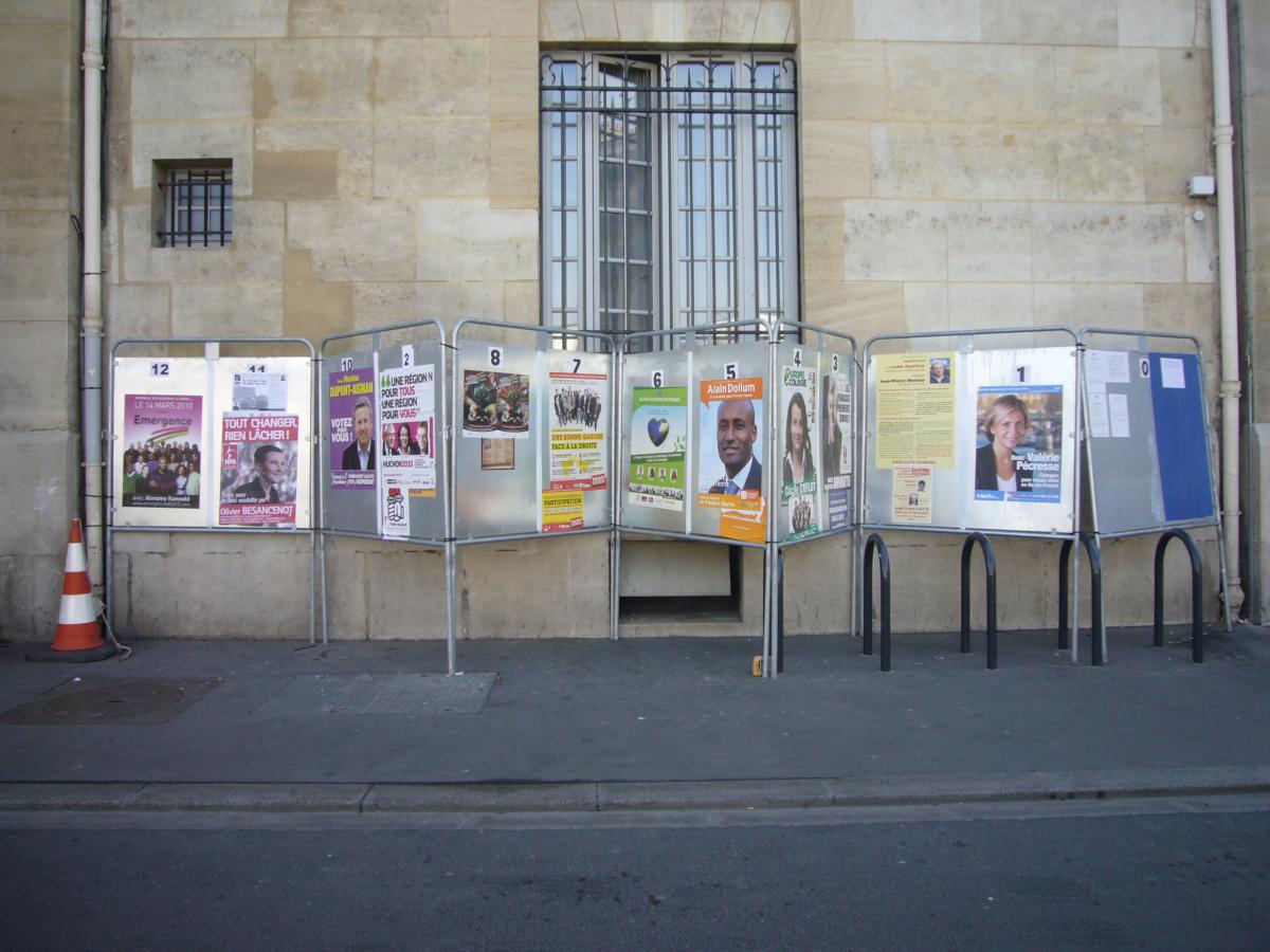 Panneaux électoraux