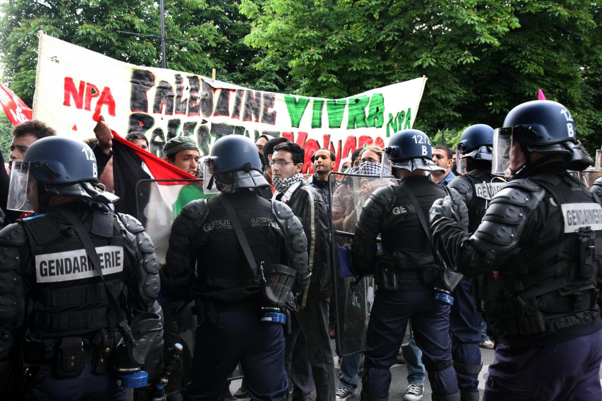 face à face avec la gendarmerie