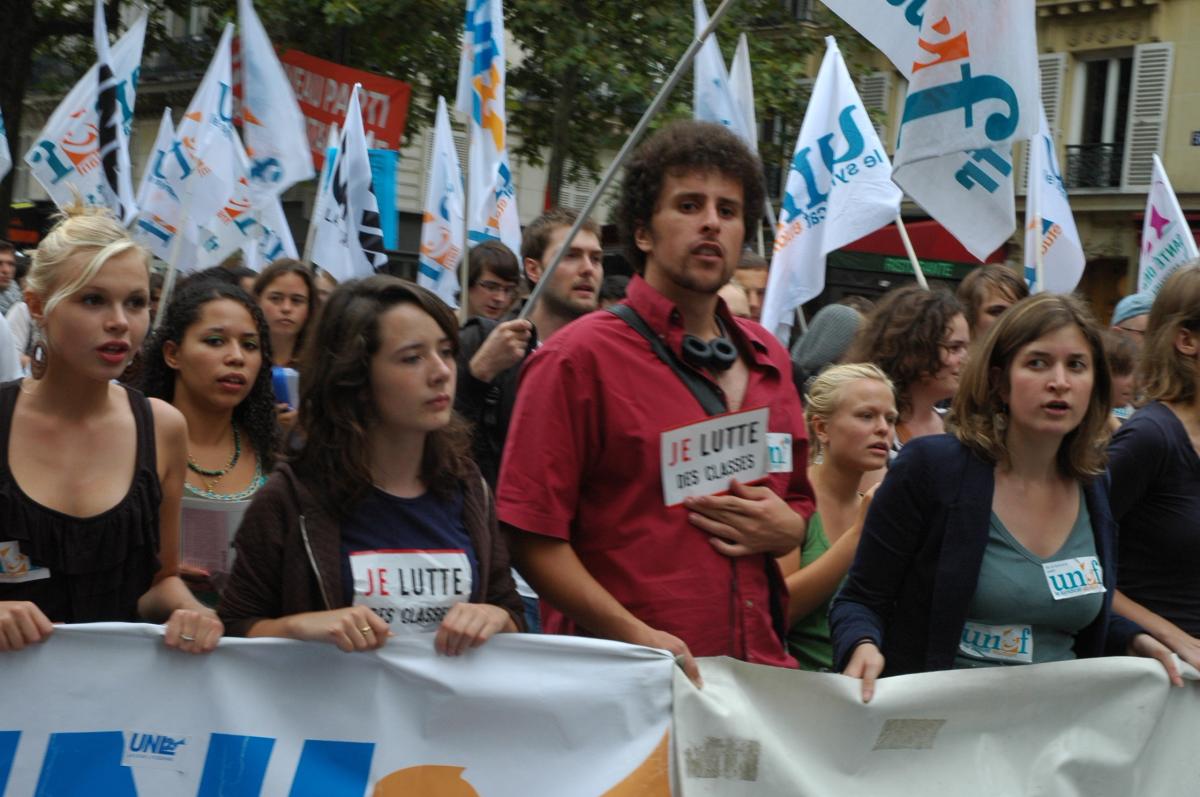 Etudiants du Syndicat UNEF, Union Nationale des Etudiants de France.