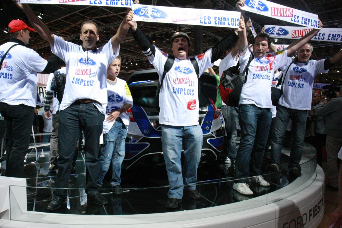 Les Ford envahissent le stand