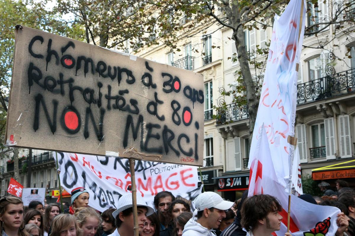 pancarte chomeur à 30 ans retraité à 80 non merci
