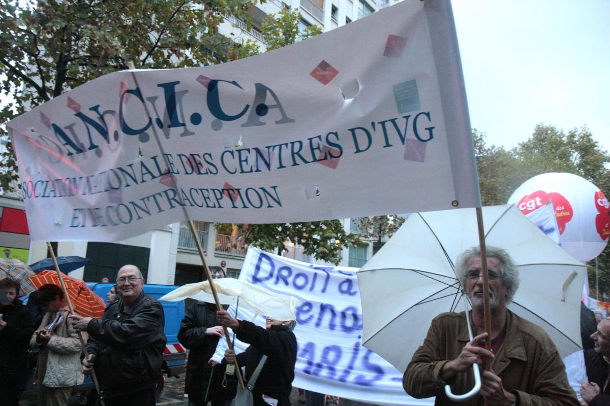 Banderole de l'association nationale des centres IVG et de contraception