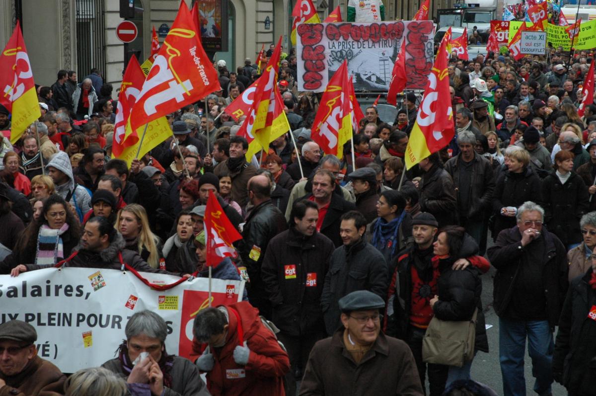 manifestation de l'Opéra au palais Brongniart: siège de la Bourse Paris.