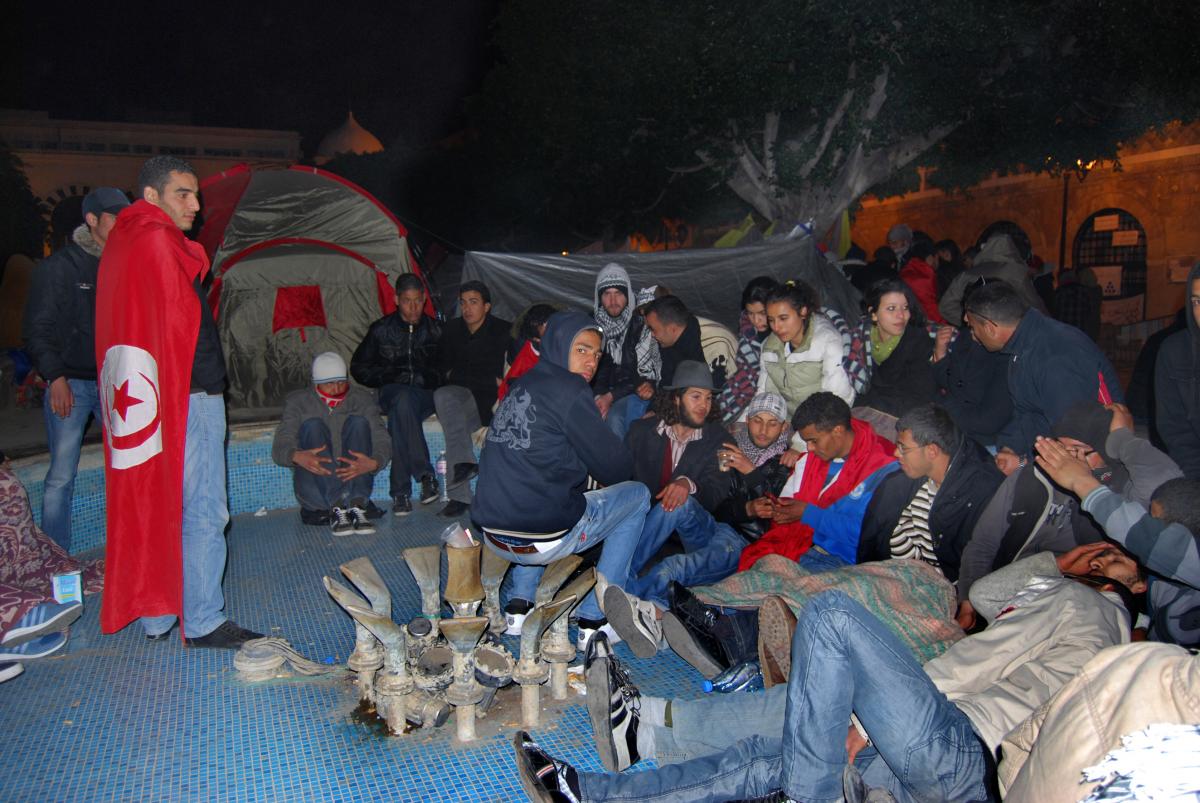 Tunis, place de la Kasbah, dans la nuit du 25 au 26 février 2011