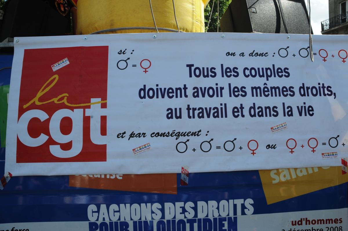 Tous les couples doivent avoir les mêmes droits au travail et dans la vie banderole Cgt
