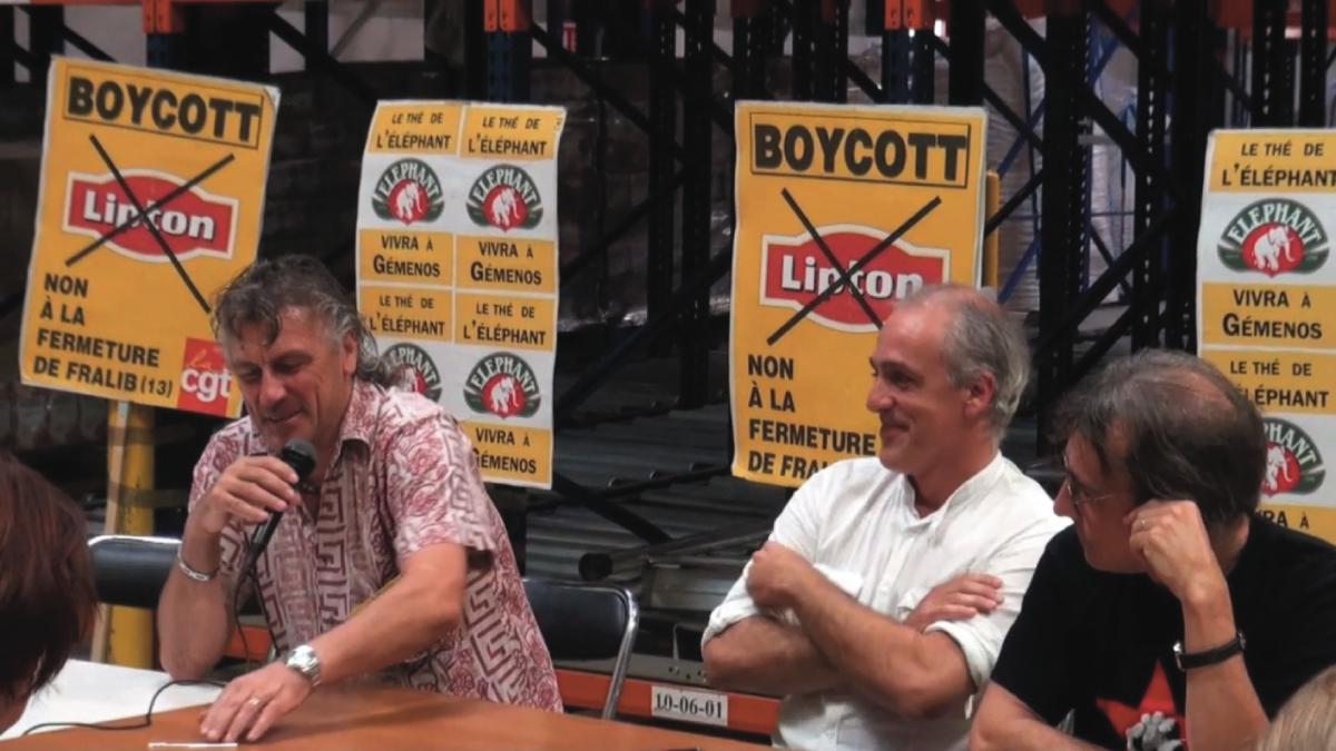 Philippe Poutou lors de la conférence de presse à Fralib