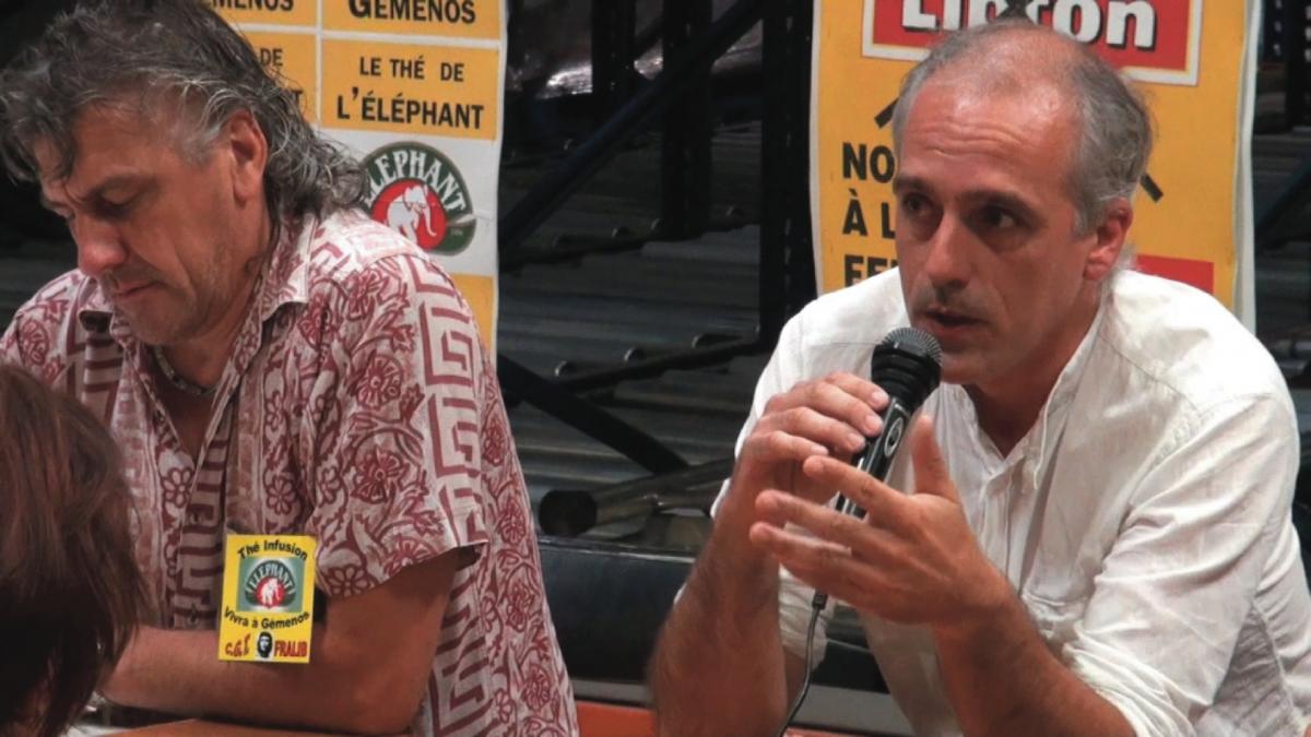 Philippe Poutou lors de la conférence de presse à Fralib