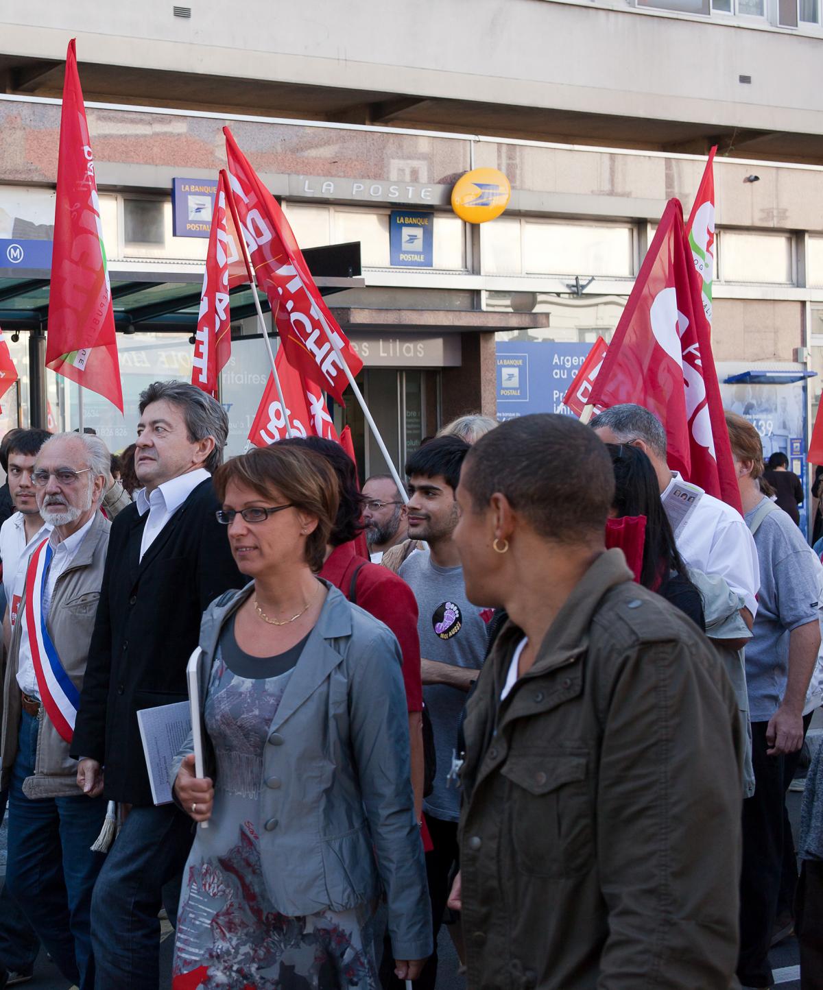Manifestation pour la maternité des Lilas