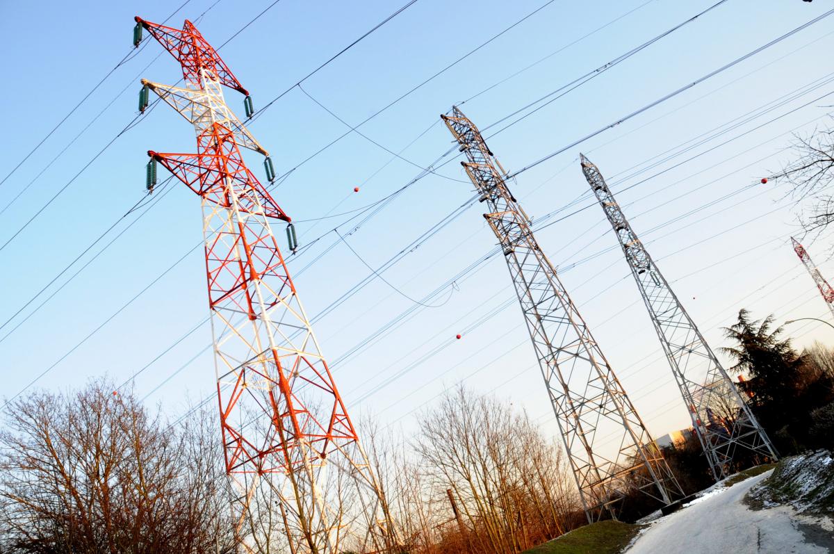 Pylones électriques en Essonnes photo publiée Dans Tean Revue N°45