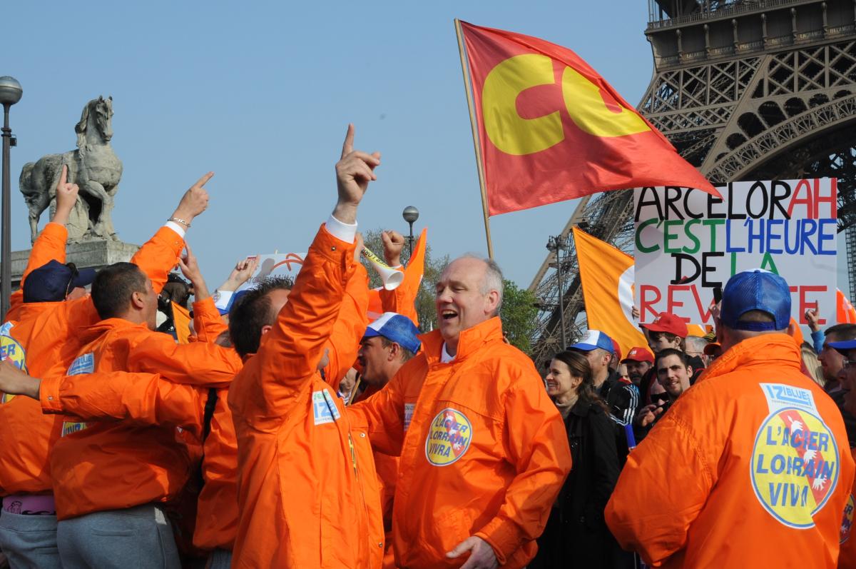 marcheurs sidérurgistes d'Arcélor arrivés à Paris