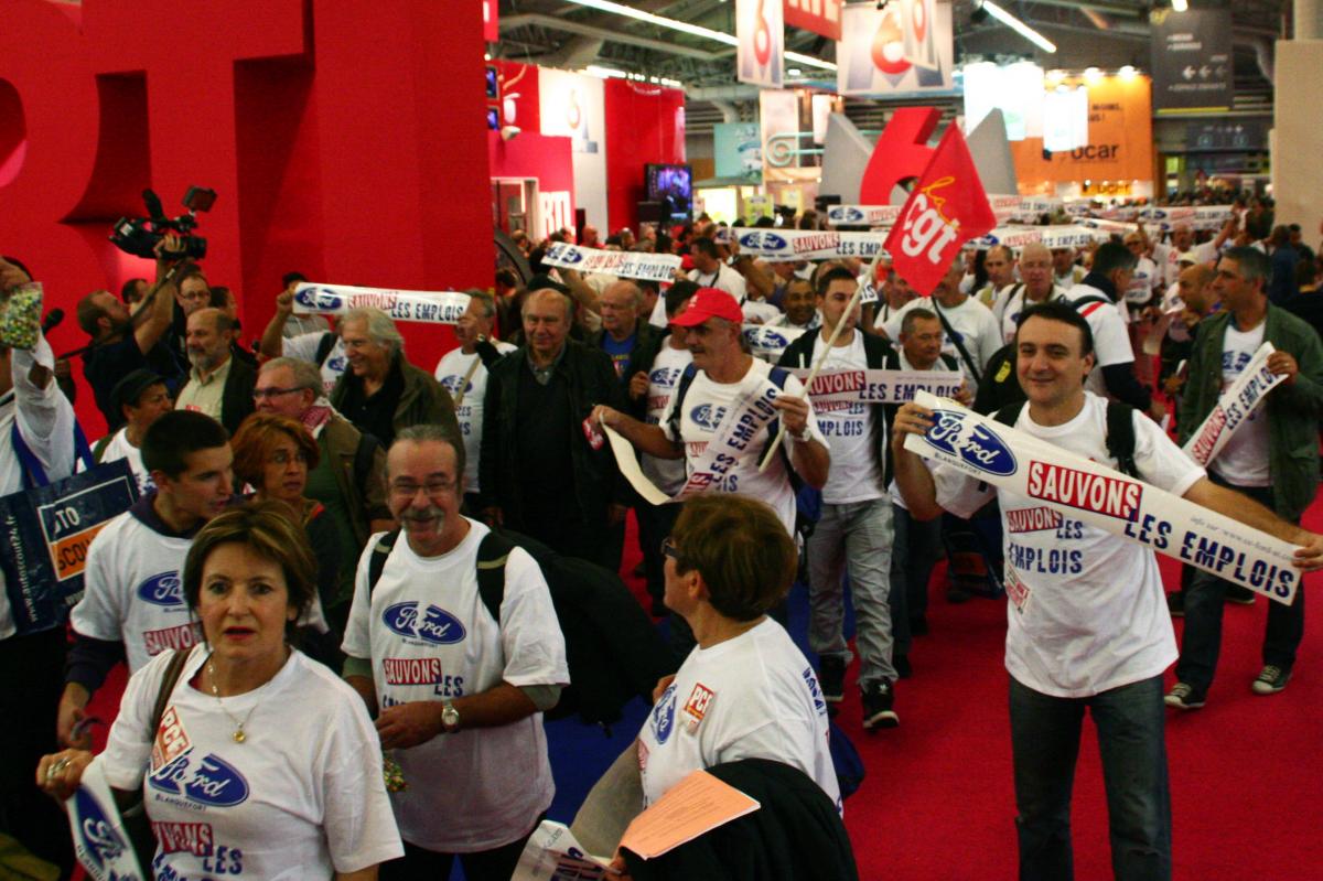 En manifestation dans les allées du salon