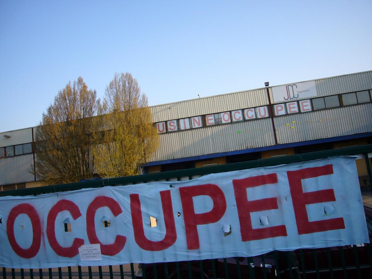 Usine occupée