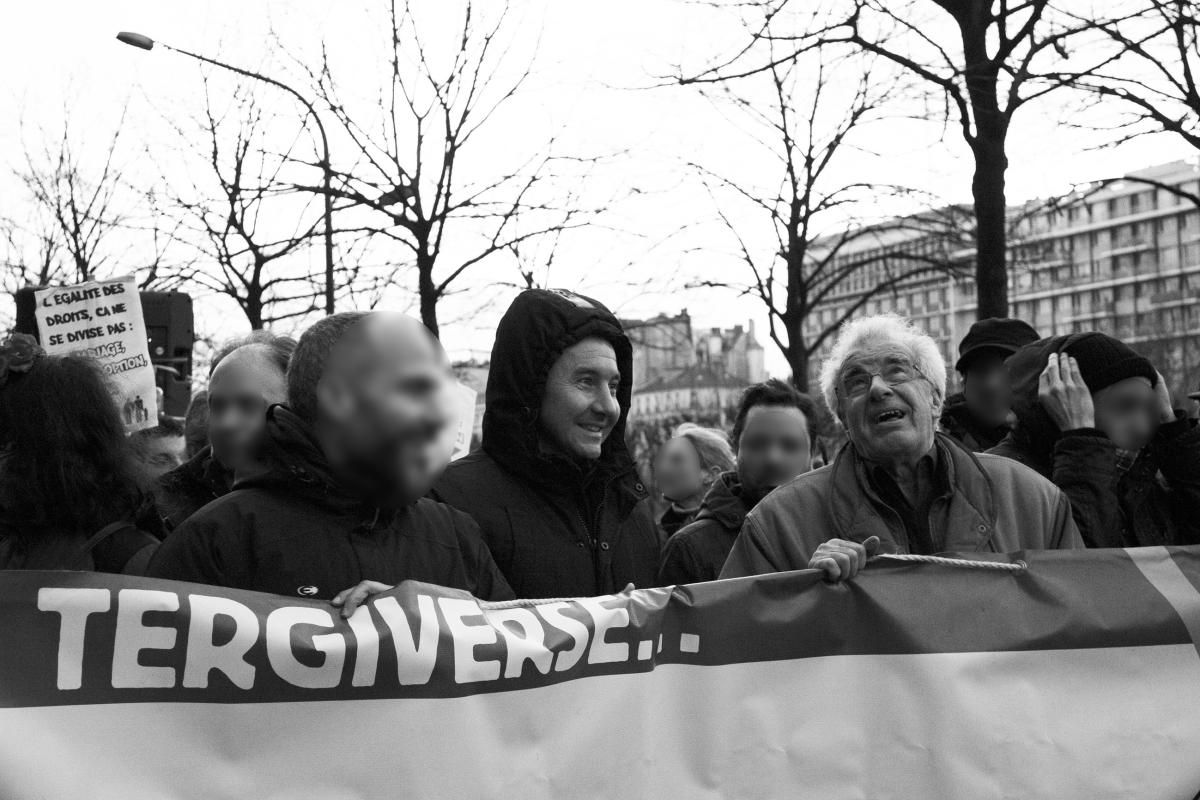 Besancenot et Krivine derrière la banderole de tête du cortège NPA