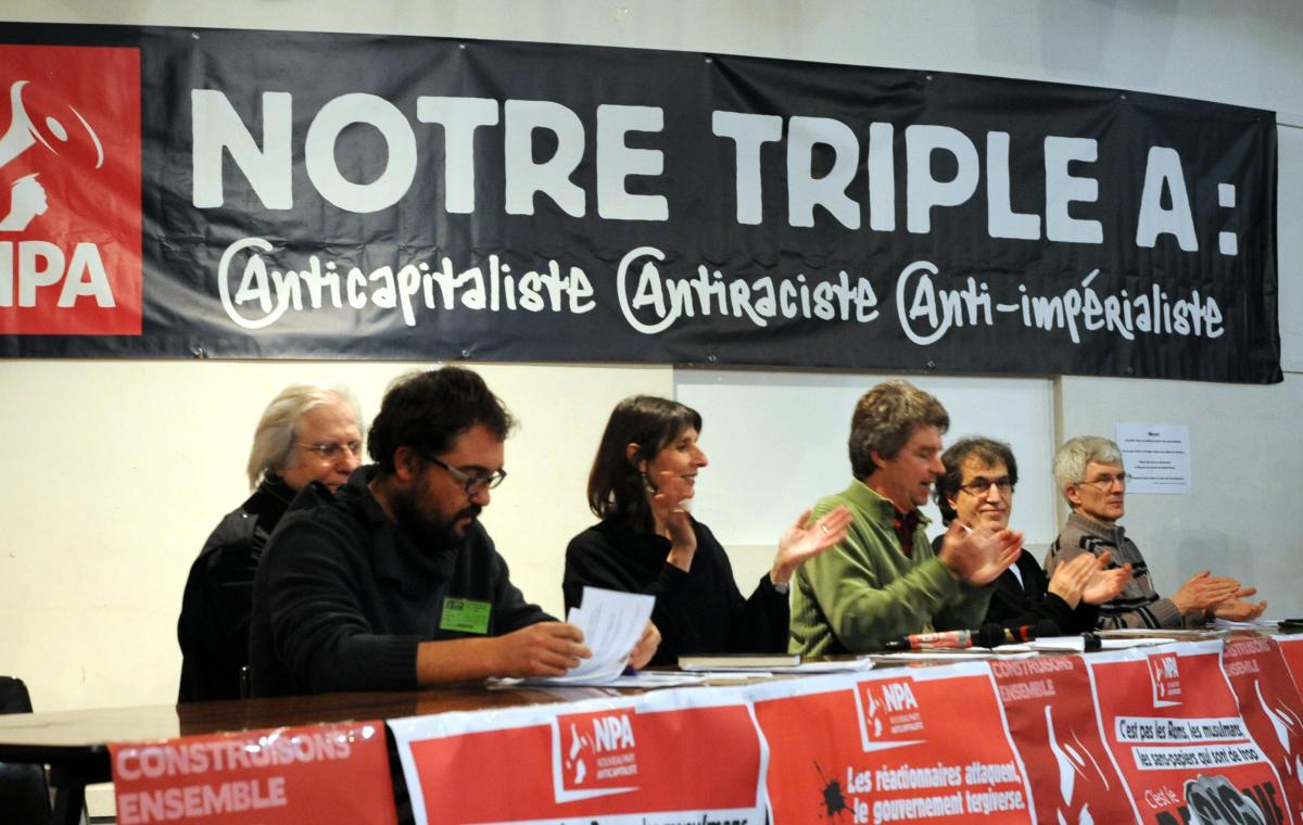 Tribune au Deuxième Congrès du Npa