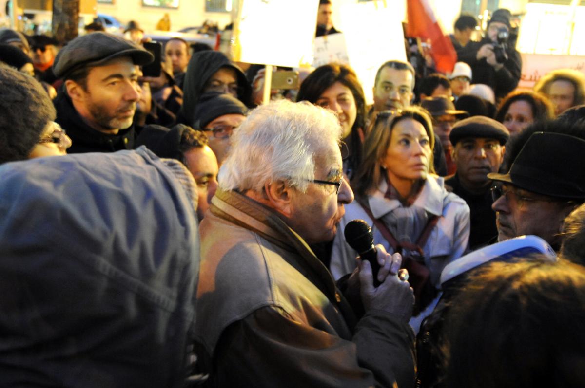 Prise de parole d'Alain Krivine représentant le Npa jour de lassassinat de CHOKRI BELAÏD du PPDU (Watad)