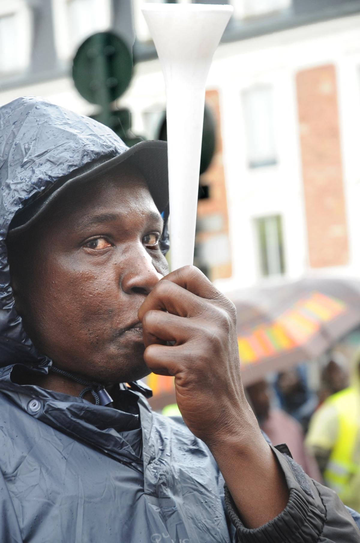 Musique marche des sans-papiers Corbeil