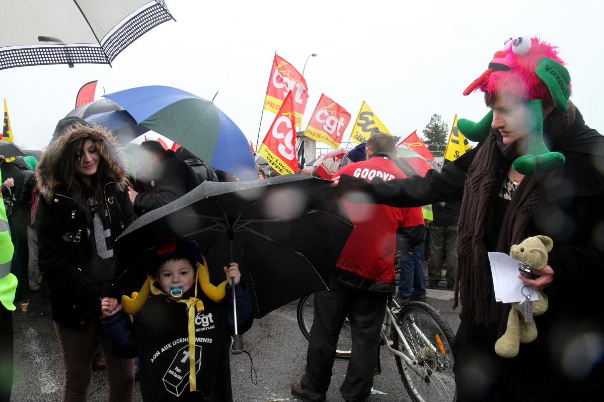 En famille au rassemblement