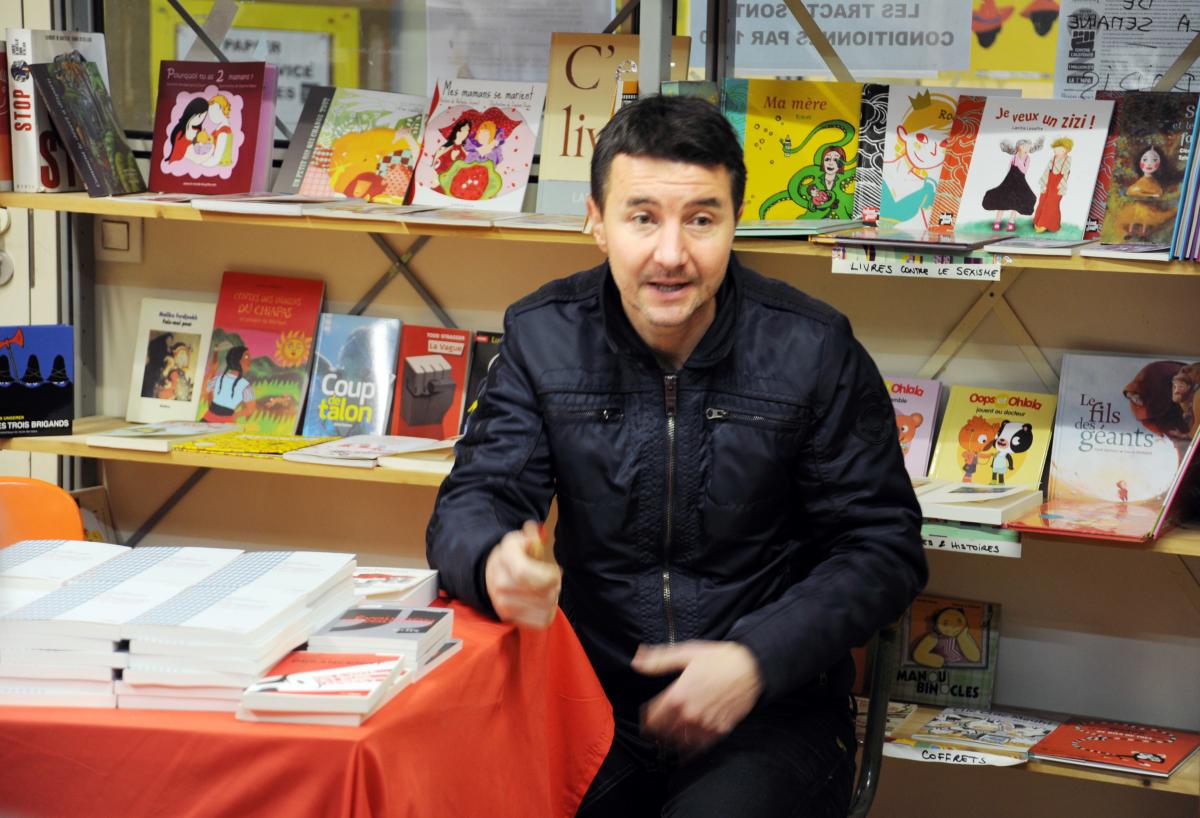 Olivier Besancenot présente son livre