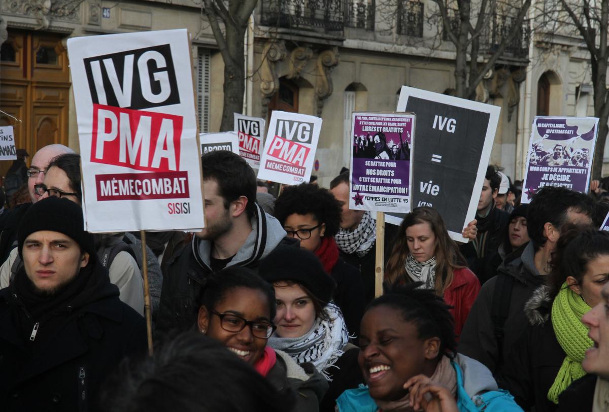 Pancarte IVG PMA même combat