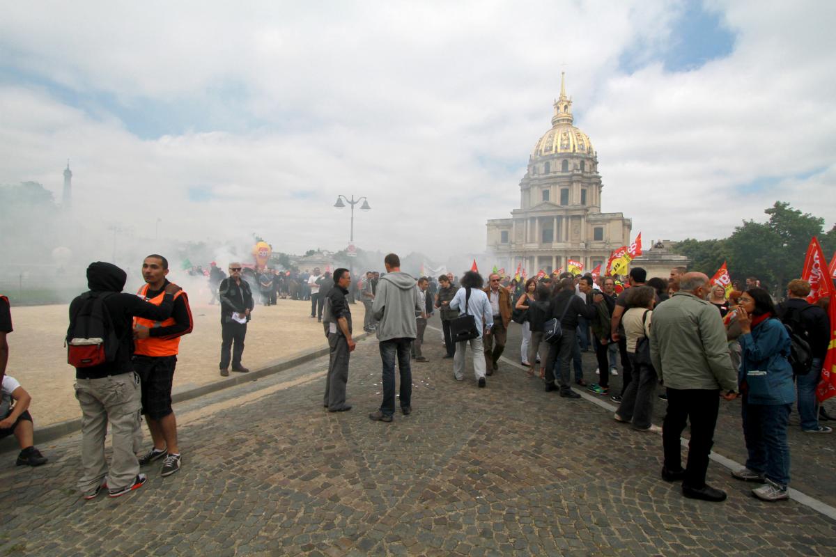 Sur la place des Invalides