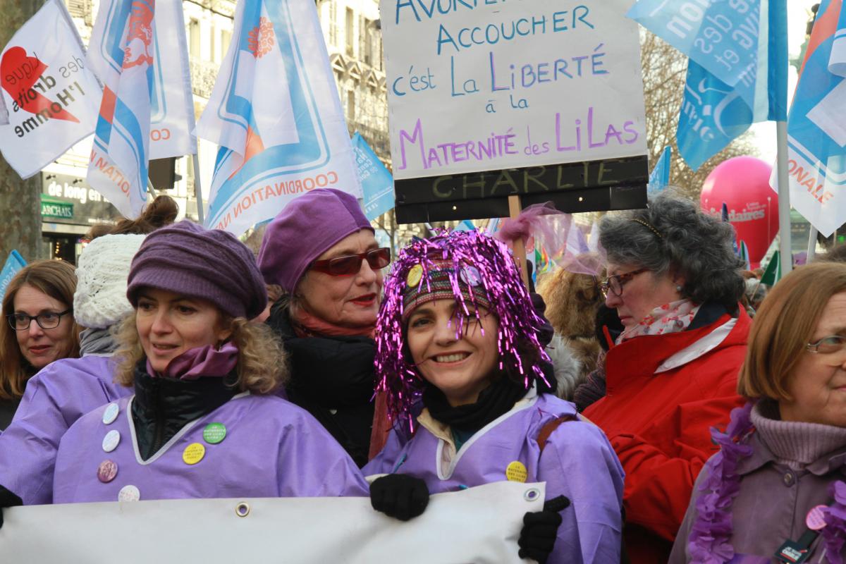 Cortège manternité des Lilas