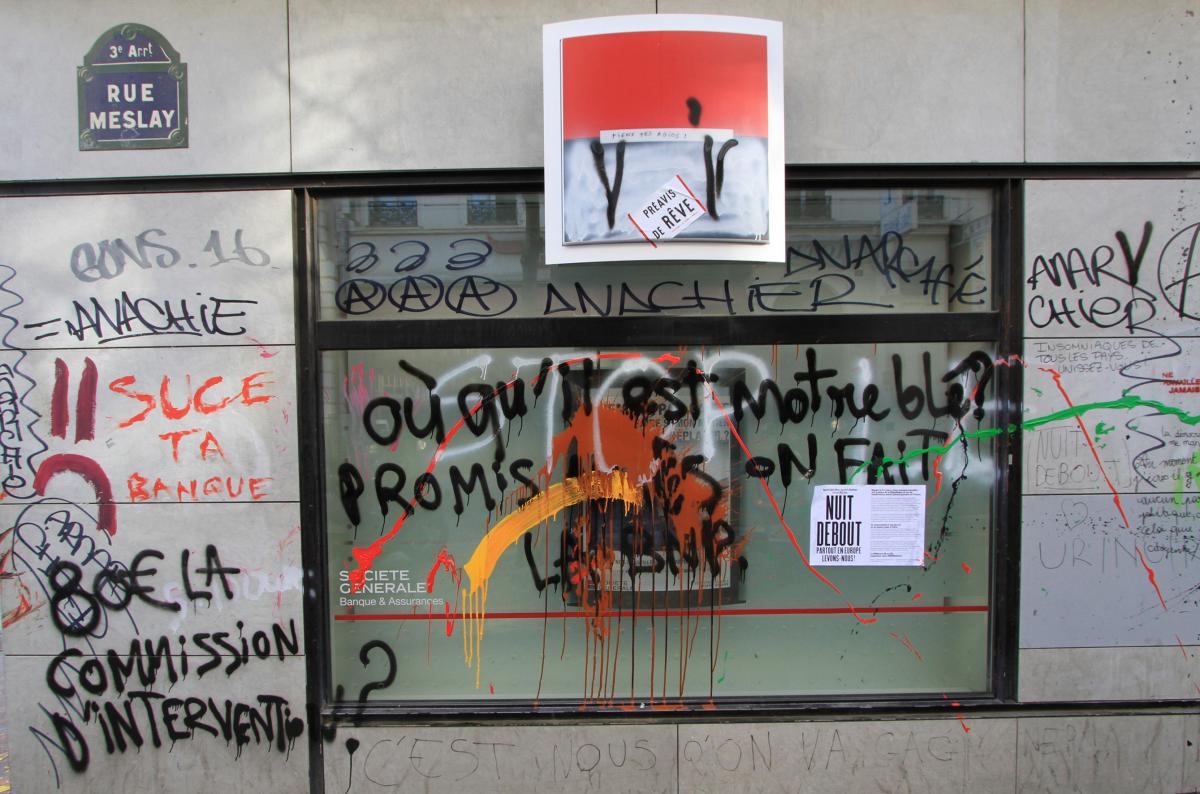 Vitrine de la banque SOCIETE GENERALE