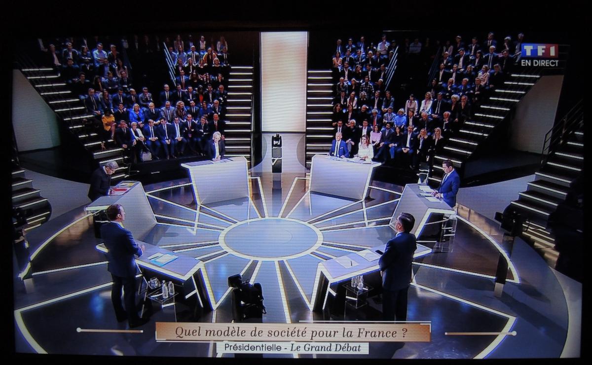 Salle Débat de trois heures sur TF1