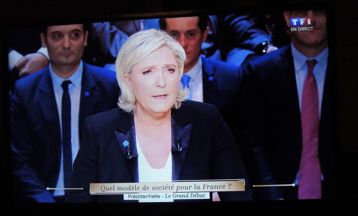 Cinq candidats à la présidentielle débat de trois heures sur TF1 Marine Le Pen