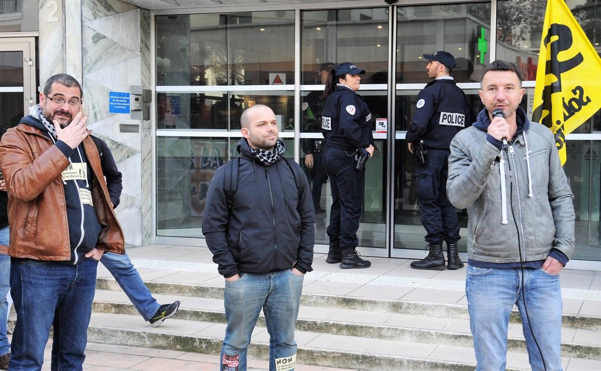 Intervention d'Olivier Besancenot devant la Cour Administrative dAppel à Versailles