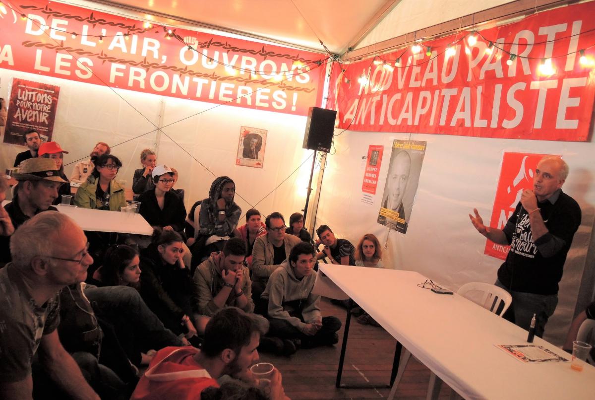Intervention Philippe Poutou porte parole Npa Fête de LHumanité stand Npa
