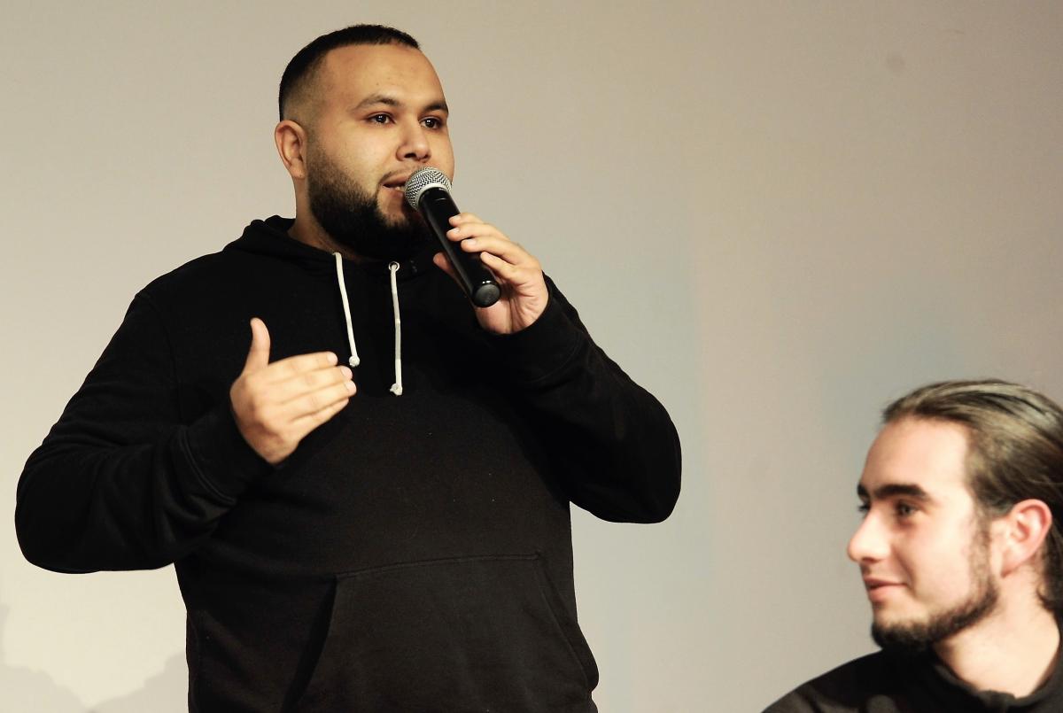 Anasse Kazib délégué Sud Rail au meeting du NPA Paris