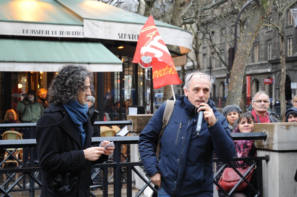 Soutien de Philippe Poutou au Procès de Loïc Canitrot