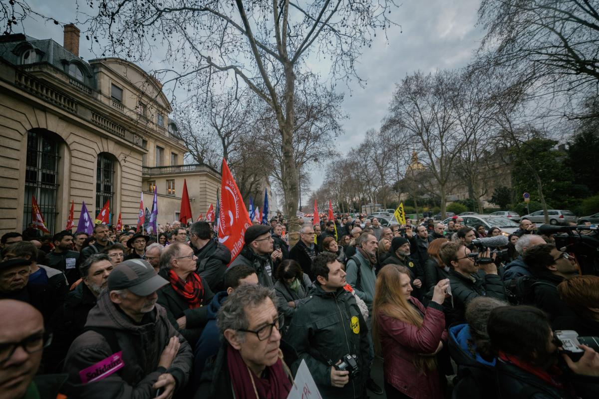 Rassemblement contre le licenciement de Gaël Quirantre