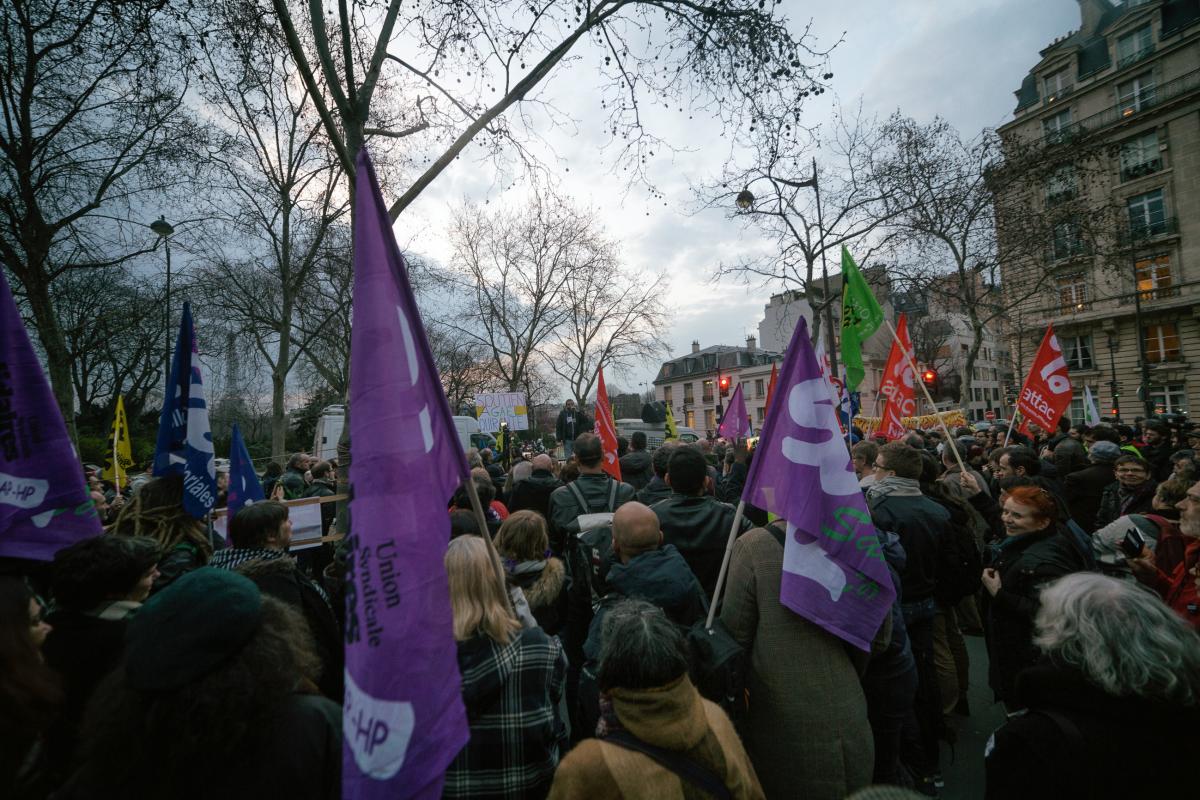 Rassemblement contre le licenciement de Gaël Quirantre
