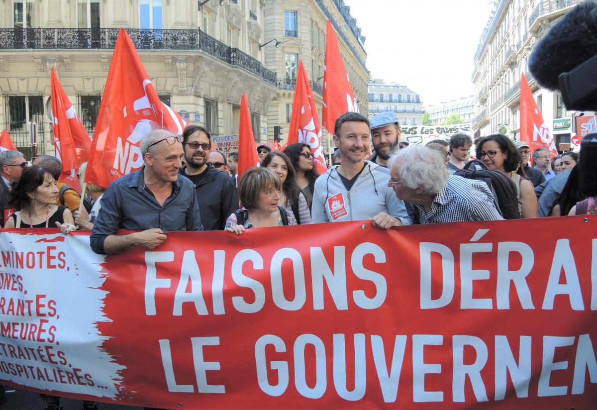Philippe Poutou et Olivier Besancenot et le couple de sociologues Monique Pinçon-Charlot et Michel Pinçon